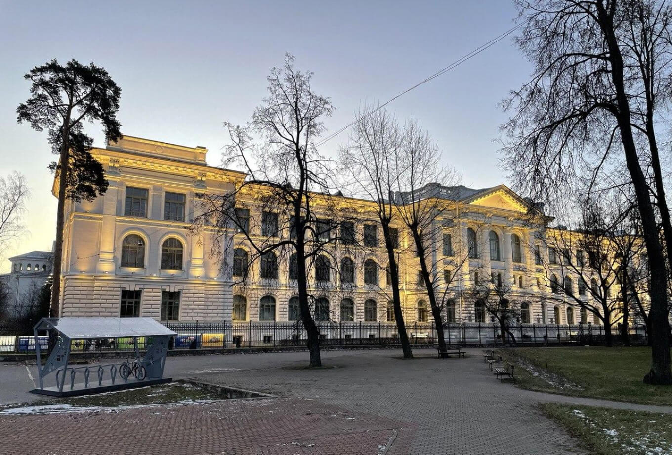 Здание Санкт-Петербургского политехнического университета имени Петра Великого