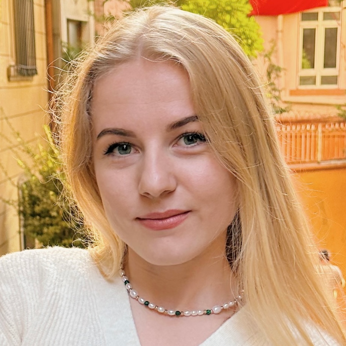 Анна Бобрович — Младший менеджер онлайн-привлечения  в Бизнес Секретах