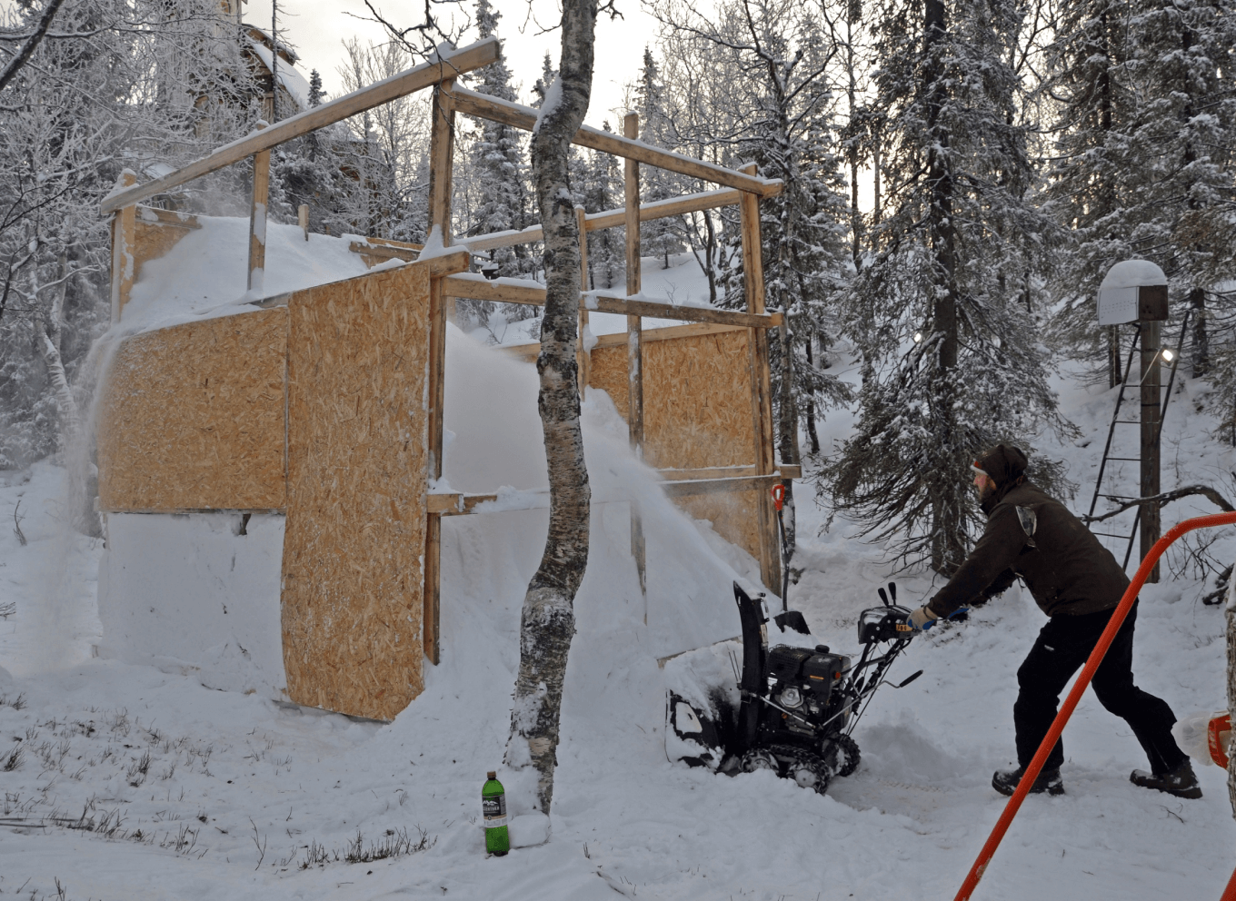 Этапы строительства снежных фигур 
